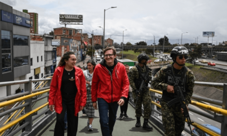Secretario de Gobierno, Gustavo Quintero Ardila, durante recorrido.