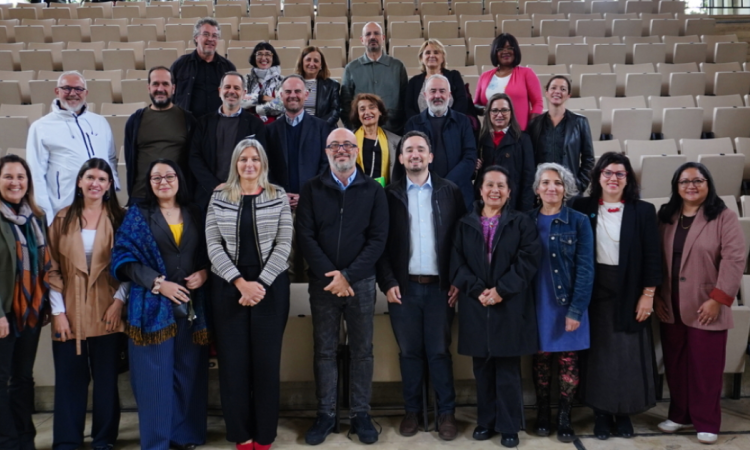 Imagen con la foto de los participantes en el Encuentro Iberoamericano de Cultura 2026.
