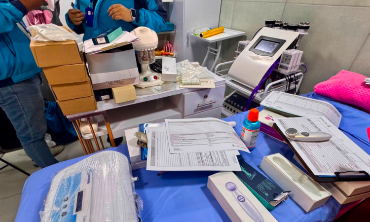 Foto de equipos medicos.