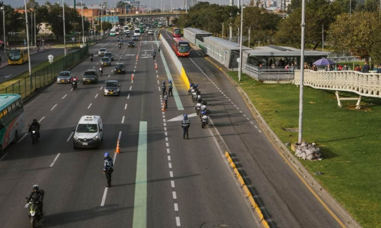 Foto de una vía de Bogotá 