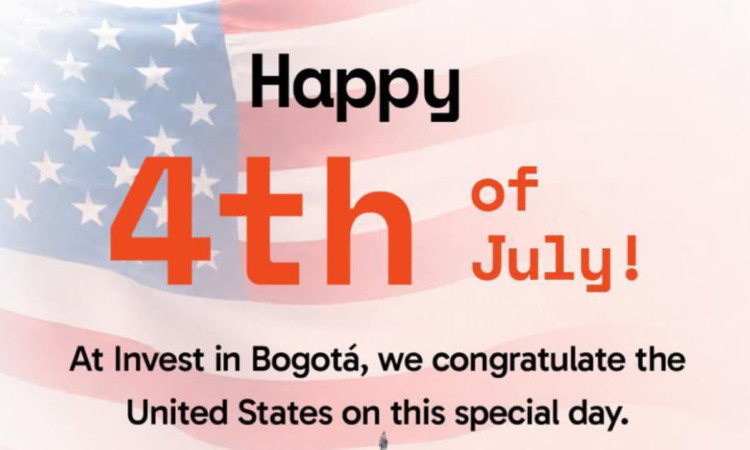 Bandera de Estados Unidos con un texto de happy cuatro de julio Invest in Bogotá at congratulate the United States on this special day.