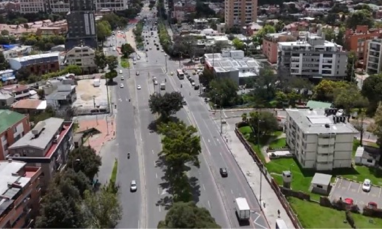 Vista panorámica de la carrera séptima