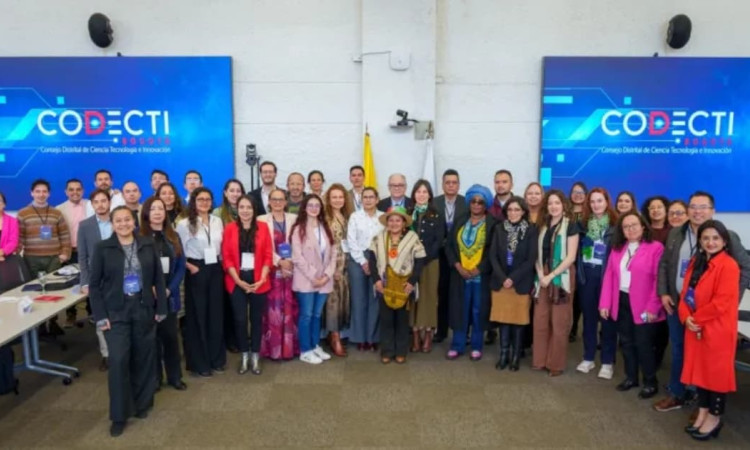  Representantes del sector público, la academia, el sector empresarial, centros de investigación, gremios y comunidades