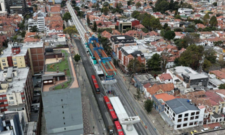 Foto de un frente de obra del Metro Bogotá