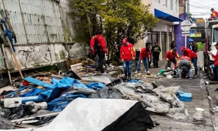 Foto del operativo de recuperación de espacio público en San Cristóbal Sur Oriental, al sur de Bogotá.