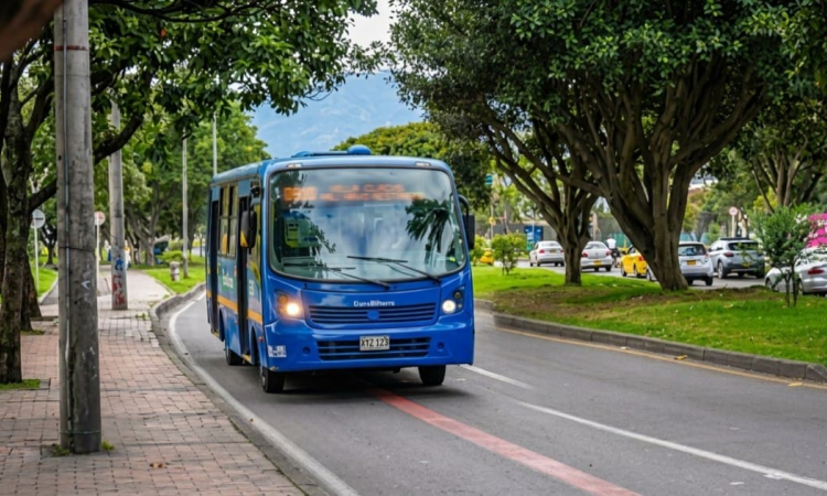 Foto de un bus TransMiZonal