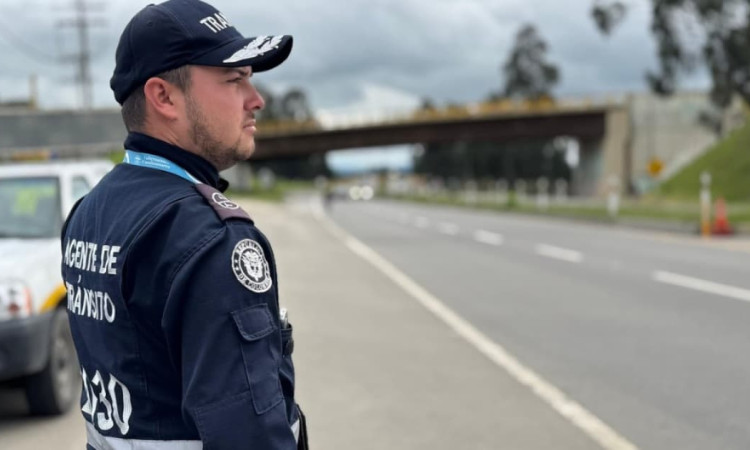 Agente de tránsito de Bogotá