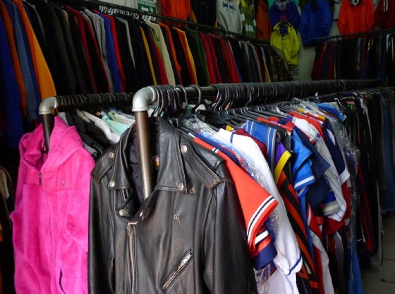 Chapinero es el paraíso la ropa barata | Bogota.gov.co