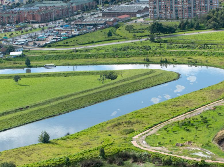 La firma del convenio para descontaminar el río Bogotá garantiza recursos hasta el año 2.049 - Foto: Alcaldía de Bogotá.