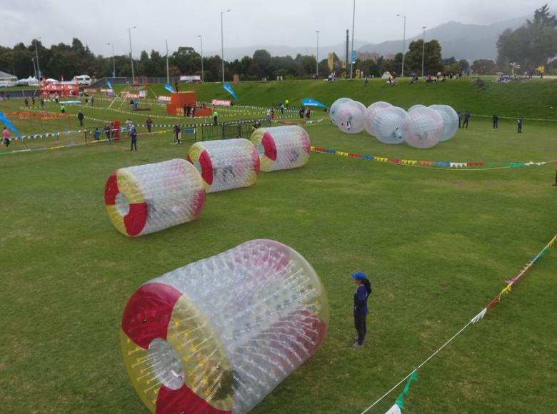 Personal especializado coordina las actividades en el Parque Simón Bolívar - Foto: I.D.R.D.