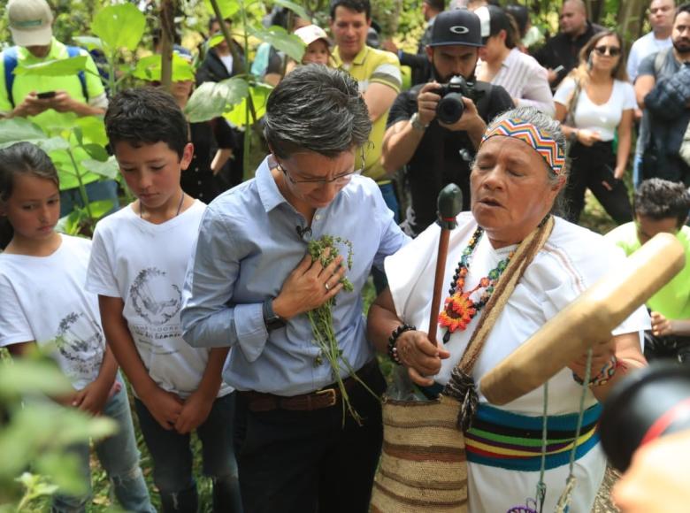 La alcaldesa aseguró que debe hacLa alcaldesa aseguró que se necesita hacer un contrato ciudadano con el planeta y el agua para garantizar la calidad de vida de generaciones venideras. erse un contrato ciudadano con el planeta y el agua para garantizar la calidad de vida de generaciones venideras. 