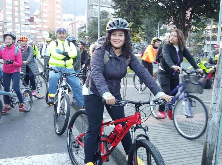 Las mujeres salieron a disfrutar la ciudad en el #DíaSinCarro.