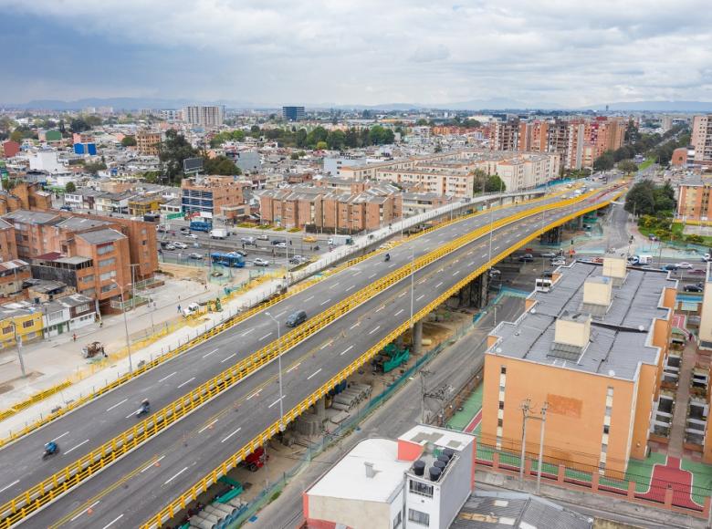 Habilitan cuatro carriles del puente José Celestino Mutis - Foto: Comunicaciones IDU