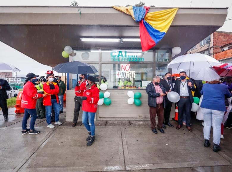 La Alcaldesa le recordó a la ciudadanía que la seguridad en los barrios no se verá afectada mientras se recuperan estas infraestructuras. 