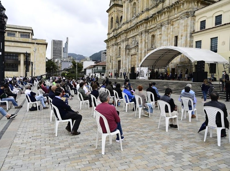 Se llevó a cabo un acto de perdón, reconciliación y enmienda, por los lamentables hechos de masacre de jóvenes en Bogotá.