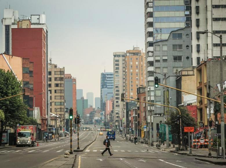 ¡Bogotá dio ejemplo! La ciudadanía acató de manera óptima la norma del Simulacro Vital y las familias se quedaron en casa. Solo salieron personas en casos excepcionales. 