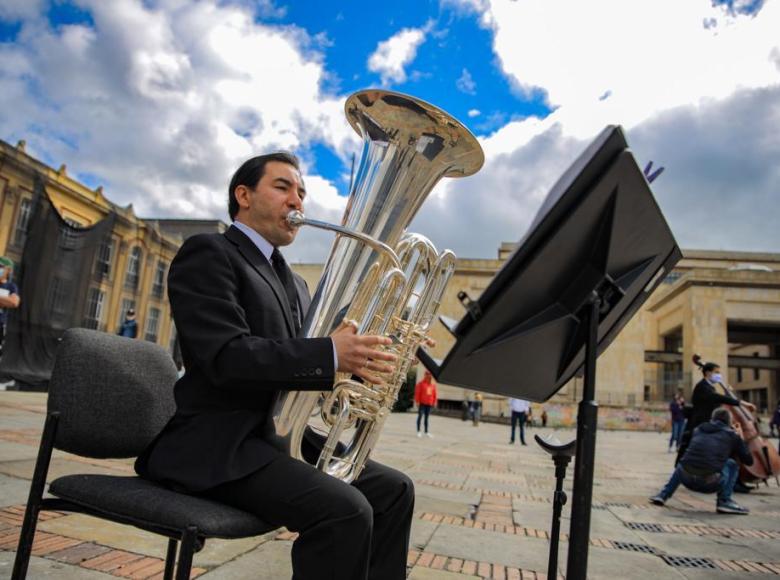 Desde la Secretaría de Cultura, Recreación y Deporte recuerdan que Bogotá se teje con identidad, con canto, con música, con teatro y cine.