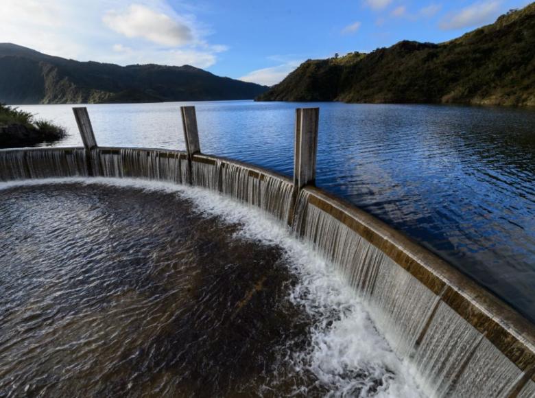 Embalse de Chuza, ubicado en el Páramo de Chingaza que, junto al Páramo de Sumapaz abastecen del líquido vital a millones de ciudadanos de Bogotá. Foto. EAAB.