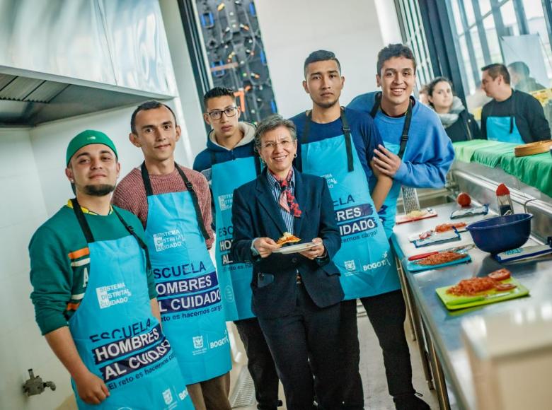 Dentro del recorrido visitaron la Escuela de Hombres al Cuidado, la estrategia pedagógica planteada para aumentar la participación equitativa en el cuidado de los hogares y contribuir a la eliminación del machismo y las violencias.