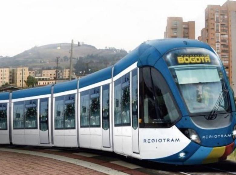 Las obras del Regiotram de Occidente, el primer tren de cercanías del país, avanzan con éxito. Será 100% eléctrico, conectando a los habitantes de los municipios de Facatativá, Madrid, Funza y Mosquera con Bogotá. (Foto: Alcaldía de Bogotá). 