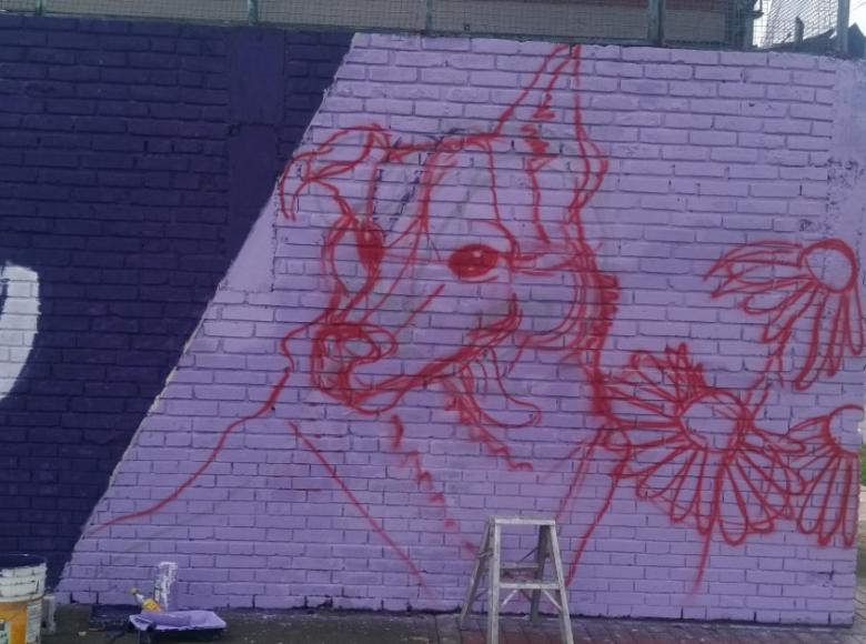 Según la comunidad, los perros son los animales que más visitan este parque y los grafiteros quisieron plasmarlo en el mural.