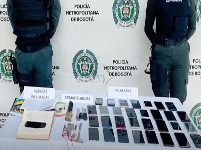 Las autoridades incautaron 32 celulares y 7 armas blancas en un pabellón de la cárcel La Picota. Esta evidencia relacionaría a los reclusos con el delito de extorsión. 