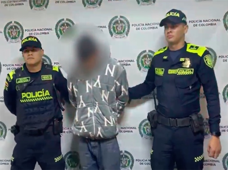 La Policía capturó a alias Felipe, reconocido sicario que se ufanaba en redes sociales. Este hombre decía ser un expendedor de estupefacientes y temido pistolero en la localidad de Ciudad Bolívar. 