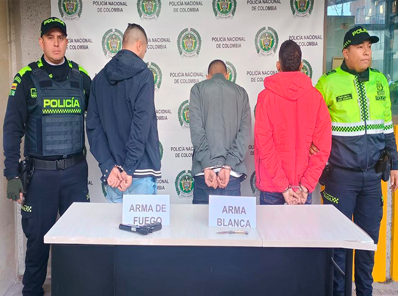 Las autoridades en Bogotá obtuvieron importantes resultados en seguridad en la semana del 6 al 10 de mayo. Se destaca la captura de tres hombres luego de hurtar y herir a extranjero en Bogotá. 