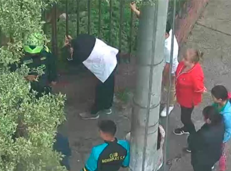 Las autoridades en Bogotá obtuvieron importantes resultados en seguridad en la semana del 11 al 14 de junio. Se destaca la captura de un hombre por exhibir sus partes íntimas a un grupo de estudiantes en Engativá. 