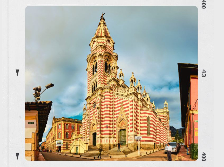 La iglesia Nacional Nuestra Señora del Carmen está ubicado en la carrera 5 # 8 - 36. Su arquitectura tiene estilo gótico florentino, con toques bizantino y árabe. Fue declarado Monumento Nacional en 1993.