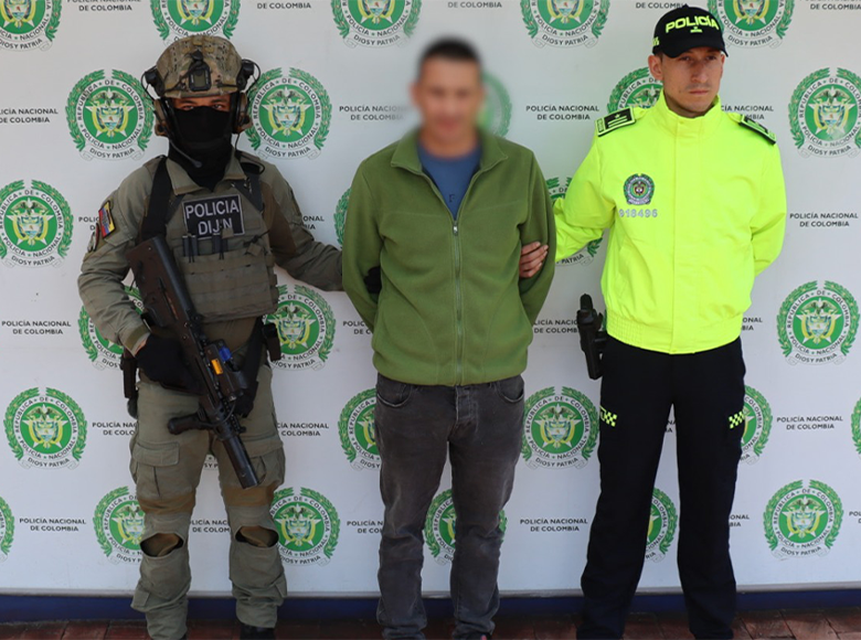 Las autoridades en Bogotá obtuvieron importantes resultados en seguridad en la semana del 12 al 16 de agosto de 2024. Se destaca la captura de alias ‘El Flaco’, presunto narcotraficante y homicida de un policía en Bogotá. 