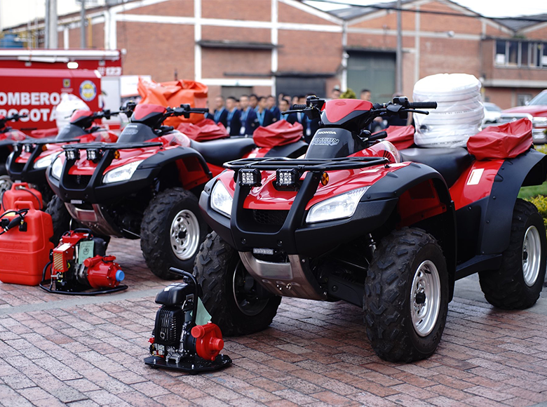 Las cuatrimotos están en las estaciones de Bomberos con vocación forestal y/o en el área logística, con el fin de activarlas para el transporte de los bomberos y herramientas de forma ágil. 