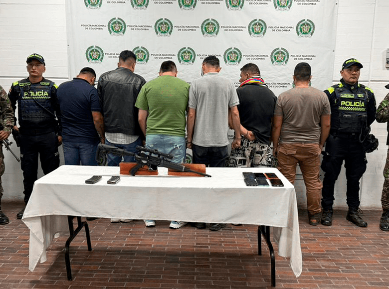 Las autoridades obtuvieron importantes resultados en seguridad durante la semana del 12 al 16 de mayo de 2025. Se destacan las capturas de seis personas y la incautación de un fusil semiautomático en la localidad de Ciudad Bolívar.