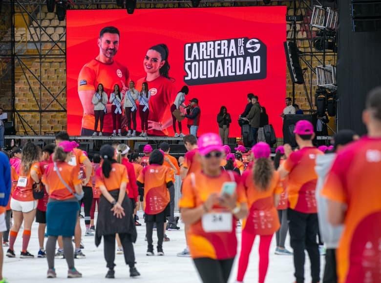 Cientos de bogotanos, bogotanas y visitantes se sumaron a la Carrera Caminata por la Solidaridad 2025.