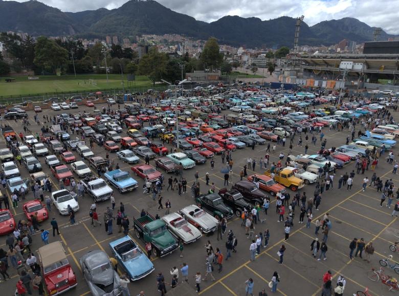 El evento contó con la participación de más de 300 autos de colección, algunos con casi un siglo de antigüedad, provenientes de 20 clubes automovilísticos de 11 ciudades del país. Foto: IDT