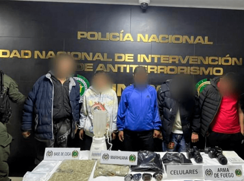 A la cárcel integrantes de la red ‘El Combo de Señales’ por cometer hurtos violentos. Fueron judicializadas cinco personas, que se dedicaban al narcomenudeo en San Cristóbal y Rafael Uribe Uribe.