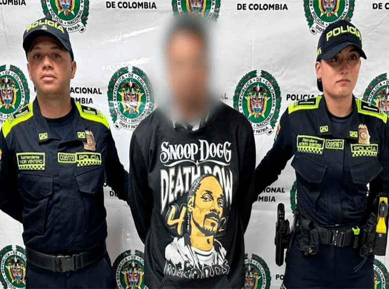 Hombre tendrá que responder por delitos sexuales contra menor de 15 años. El hombre habría aprovechado su cercanía para agredirla en dos ocasiones durante mayo de 2025.