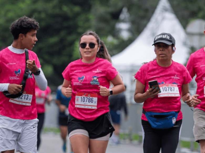 Hoy Bogotá corrió también por el empoderamiento y liderazgo femenino.