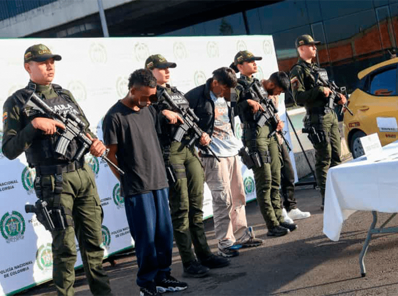 Las autoridades obtuvieron importantes resultados en seguridad durante la semana del 14 al 17 de octubre de 2025. Como la detención en flagrancia de tres personas dedicados al hurto de personas mediante la modalidad de ‘paseo millonario’. 