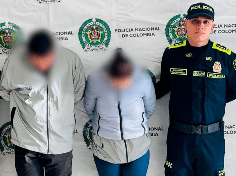 Detenidos por delitos sexuales contra un menor de 11 años. De acuerdo con las autoridades, el menor vivía con su padre desde hacía dos años y presentaba un cuadro de depresión, lo que alertó a la madre del niño.