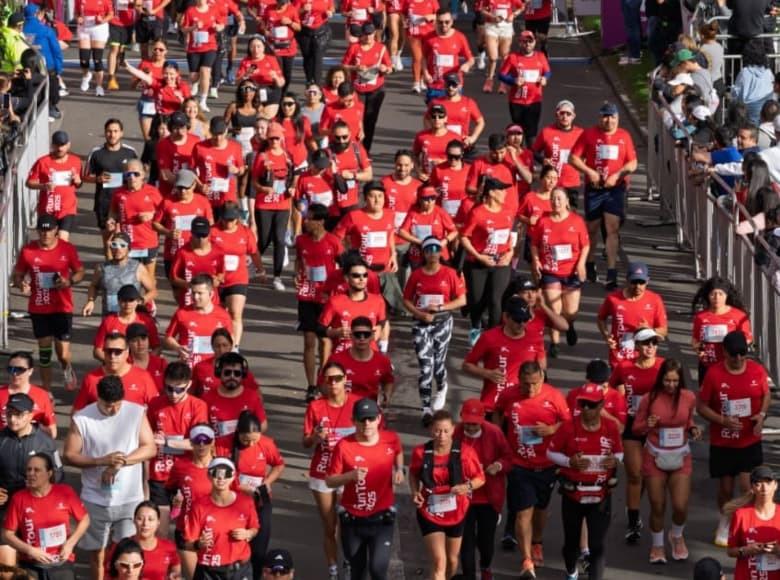  Los asistentes vivieron la carrera de 15K y la tradicional carrera de 10K.