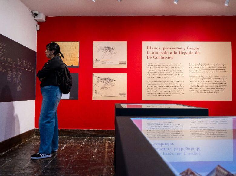 Los asistentes encontraron una Introducción a Le Corbusier y el contexto de la Bogotá de mediados del siglo XX.
