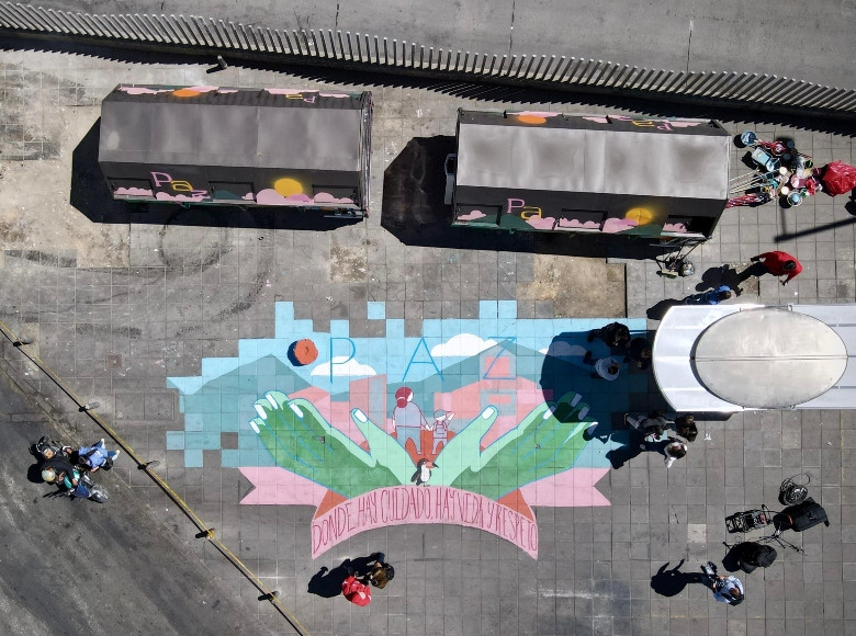 Las cajas estacionarias corresponden a infraestructura completamente móvil y la intervención no contempla excavaciones, perforaciones, anclajes ni modificaciones permanentes. 