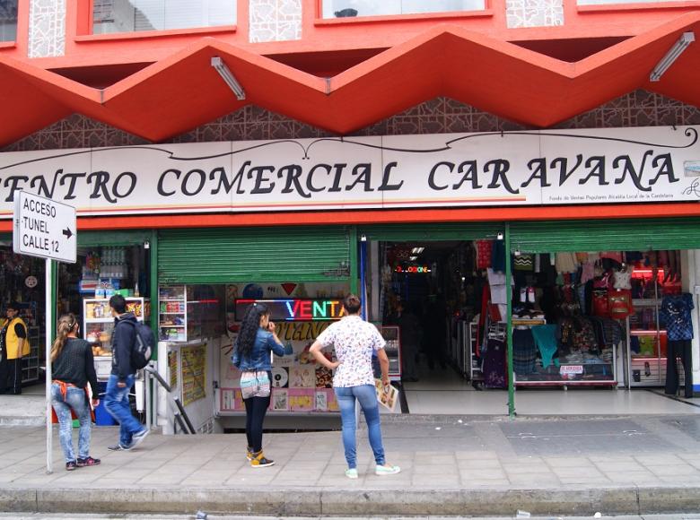 Distrito habilita pasaje comercial en el t nel de San Victorino