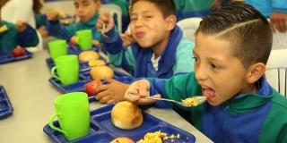 Programa de alimentación escolar de Bogotá líder en el país 