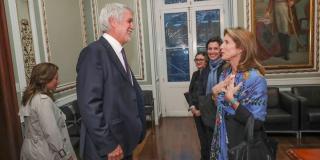 La visita de Caroline Kennedy, se dio para conocer de primera mano la atención a los venezolanos.