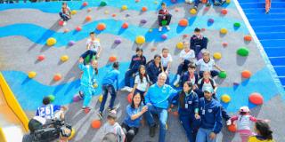 plazoleta niños jugando 