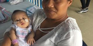 La recién nacida recibió atención integral en el hospital Simón Bolívar. Foto: Secretaría de Salud