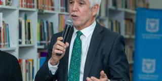 Alcalde Peñalosa se pronuncia sobre uso de asbesto - Foto: Comunicaciones Alcaldía Bogotá / Andrés Sandoval