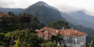 Imagen de los cerros orientales en Bogotá